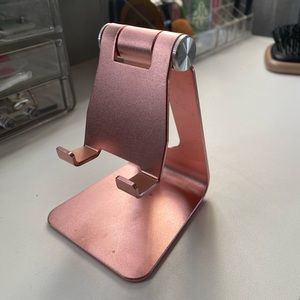 Pink adjustable phone stand